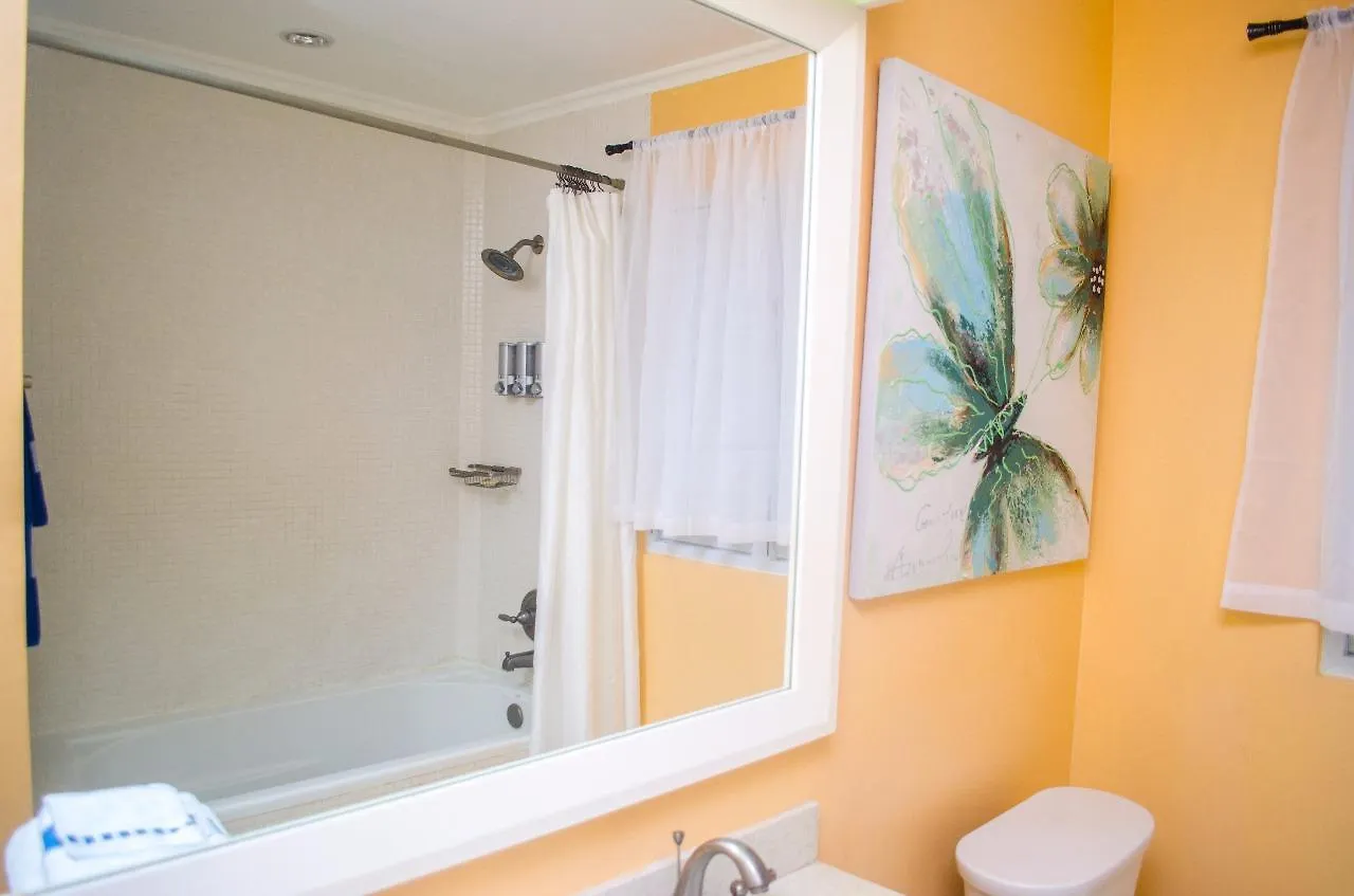 Ocho Rios Villa @ The Palms Priory