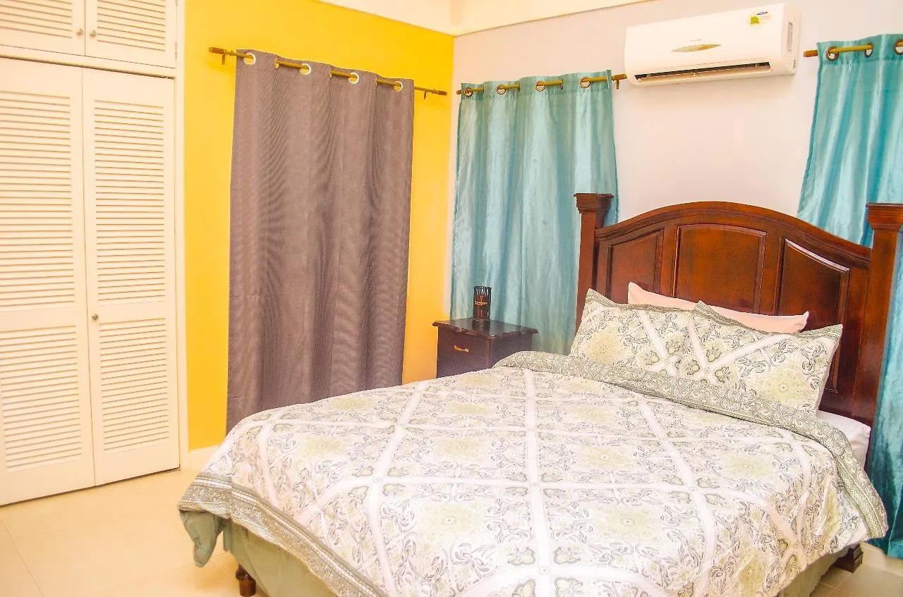 Ocho Rios Villa @ The Palms Priory 0*,